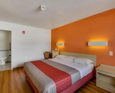 Motel 6-Columbia, Sc - West מראה חיצוני תמונה