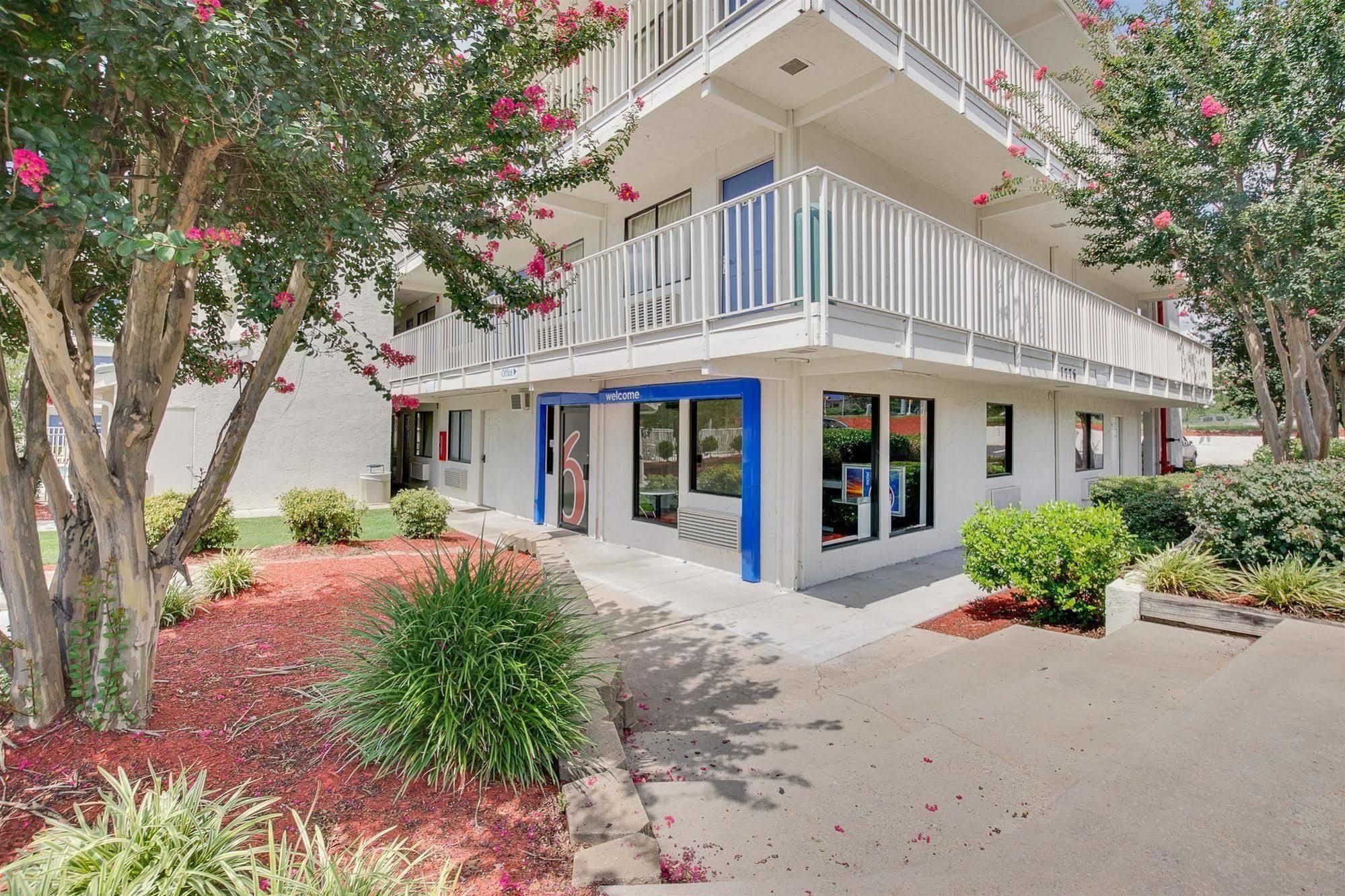Motel 6-Columbia, Sc - West מראה חיצוני תמונה