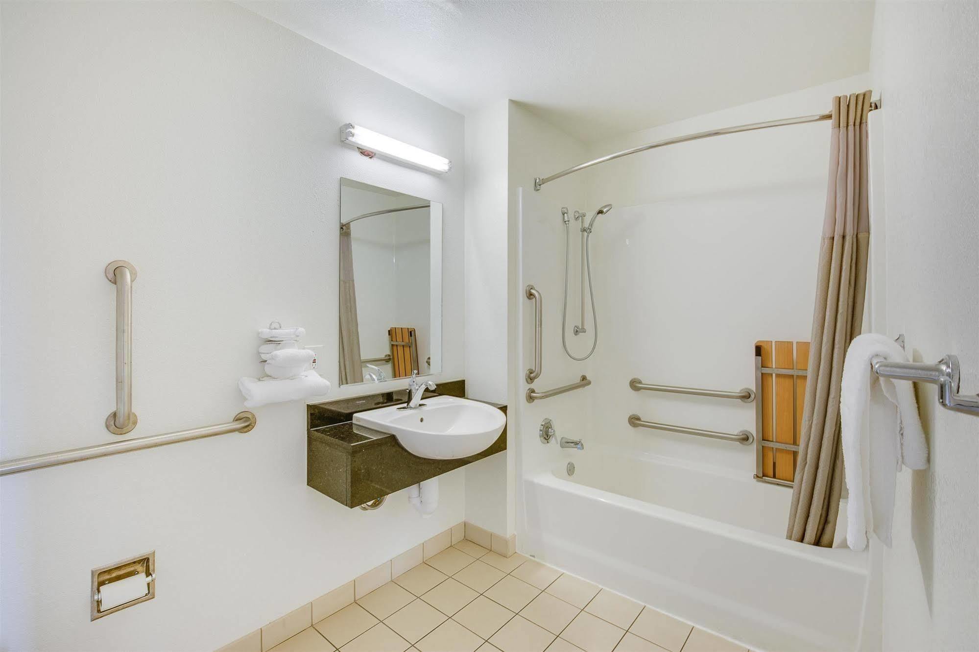 Motel 6-Columbia, Sc - West מראה חיצוני תמונה