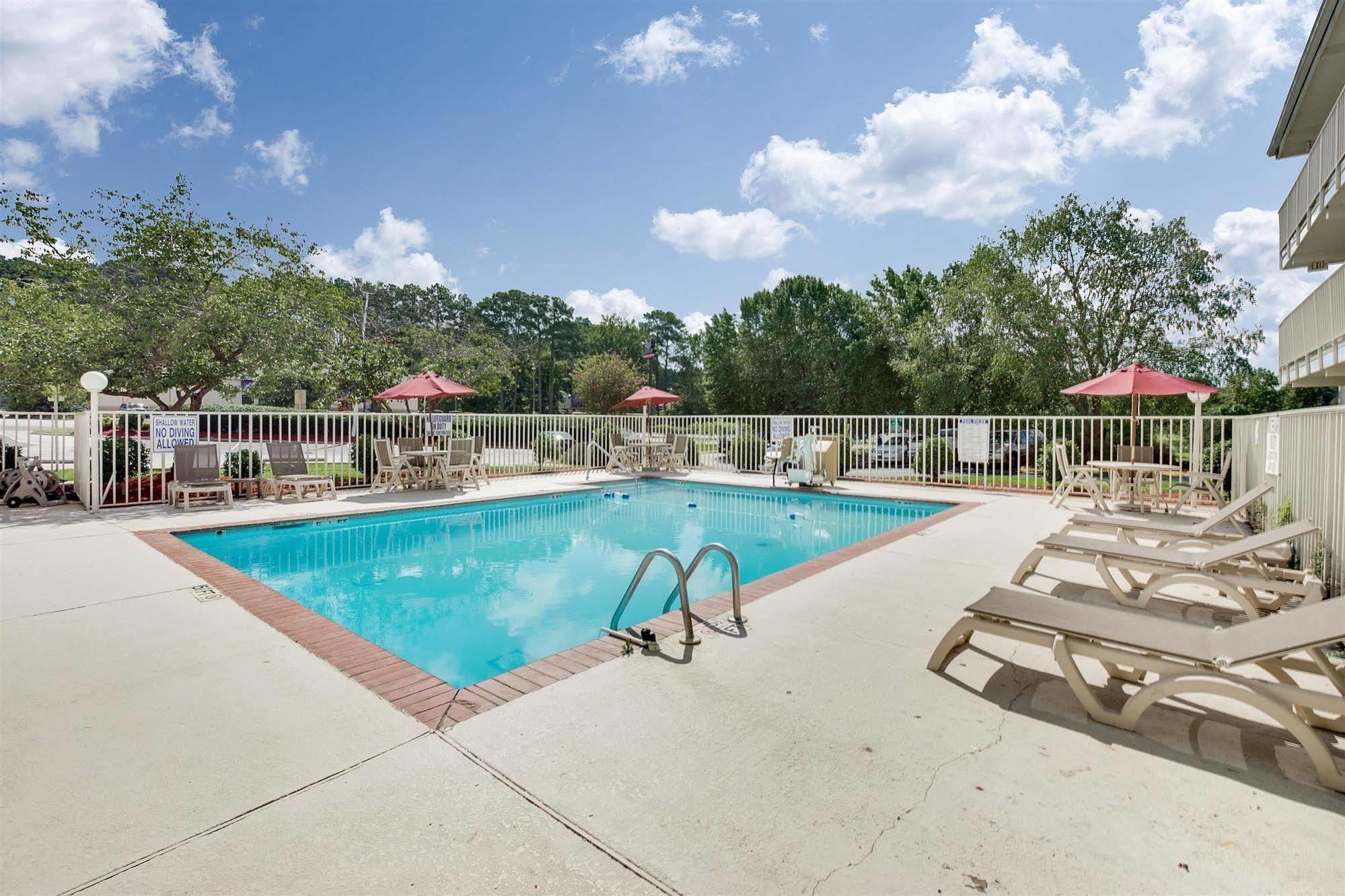 Motel 6-Columbia, Sc - West מראה חיצוני תמונה